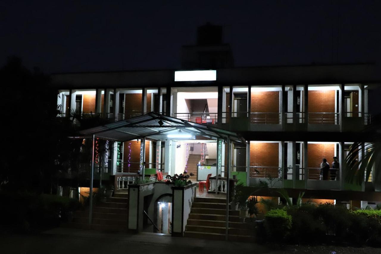 River Palace - A Valley View Hotel Panchgani Zewnętrze zdjęcie